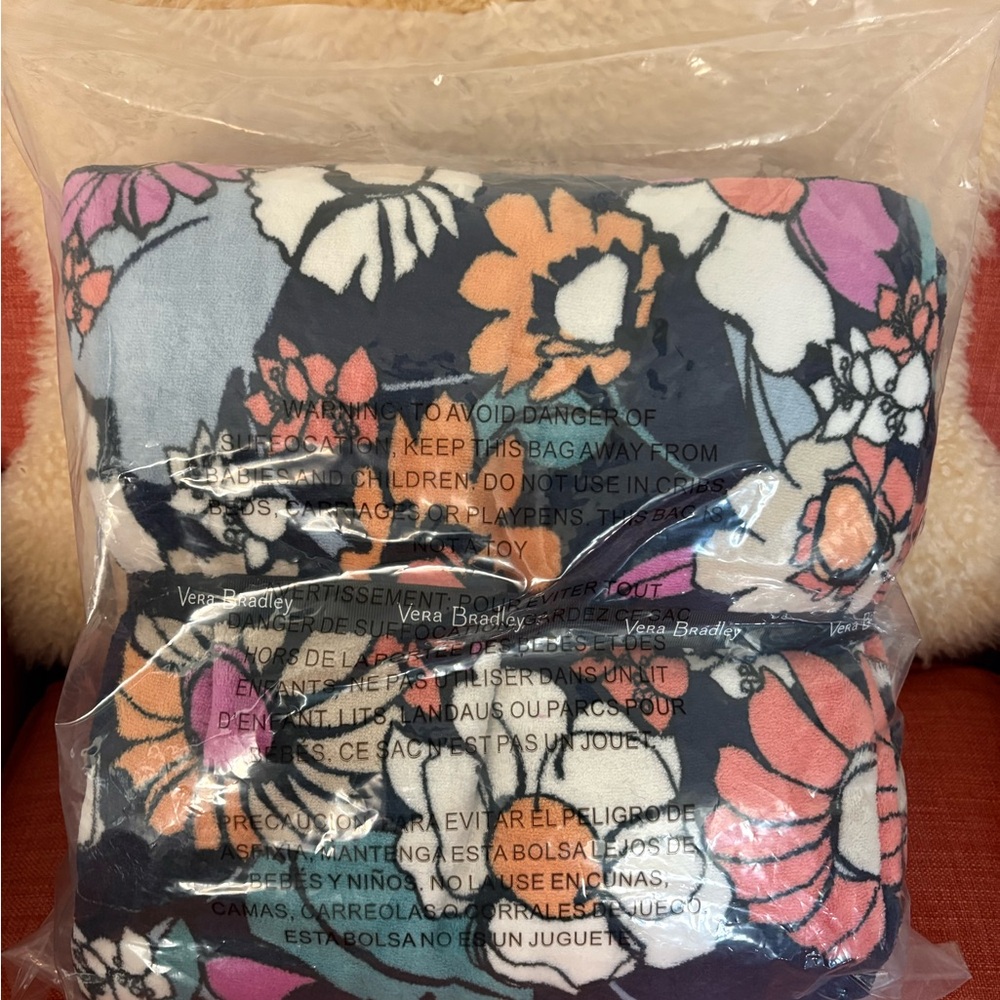 NWT Vera Bradley Fleece Floral Throw - Blue, Orange, Pink